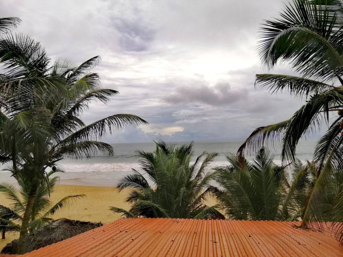 Serenade Beach Hotel Хіккадува Екстер'єр фото